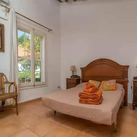 Malbuger Vell 6 - With Private Pool Βίλα Llumesanas